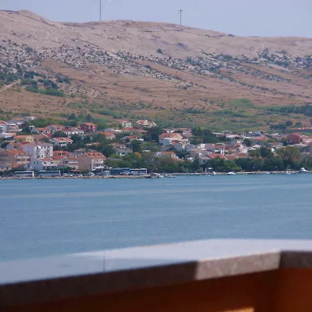 Pag 11 Appartement *