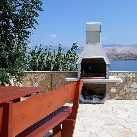 Pag 11487b Apartment Pag Town